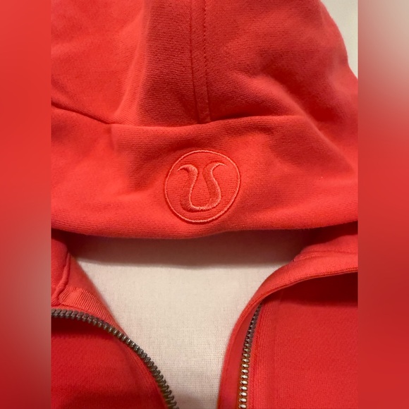 Lululemon Scuba Oversized 1/2 Zip Hoodie
Autumn Red size M/L - Picture 5 of 10